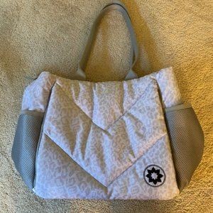 Vooray Snow Leoaprd Tote